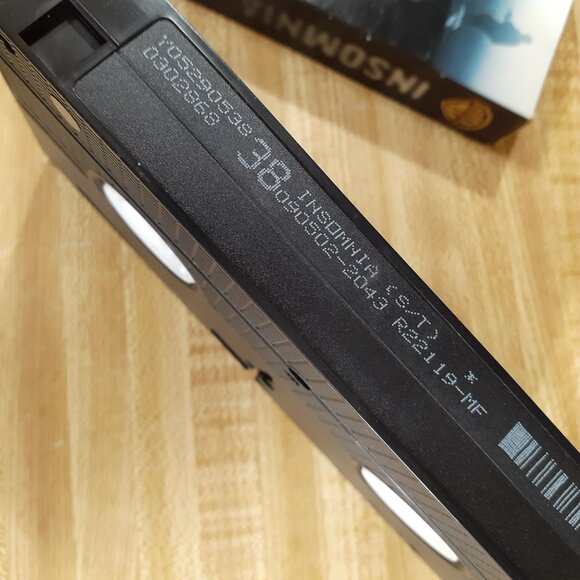 Insomnia 2002 VHS Chris Nolan Al Pacino Robin Williams Thriller MovieTime Rental - Picture 10 of 10